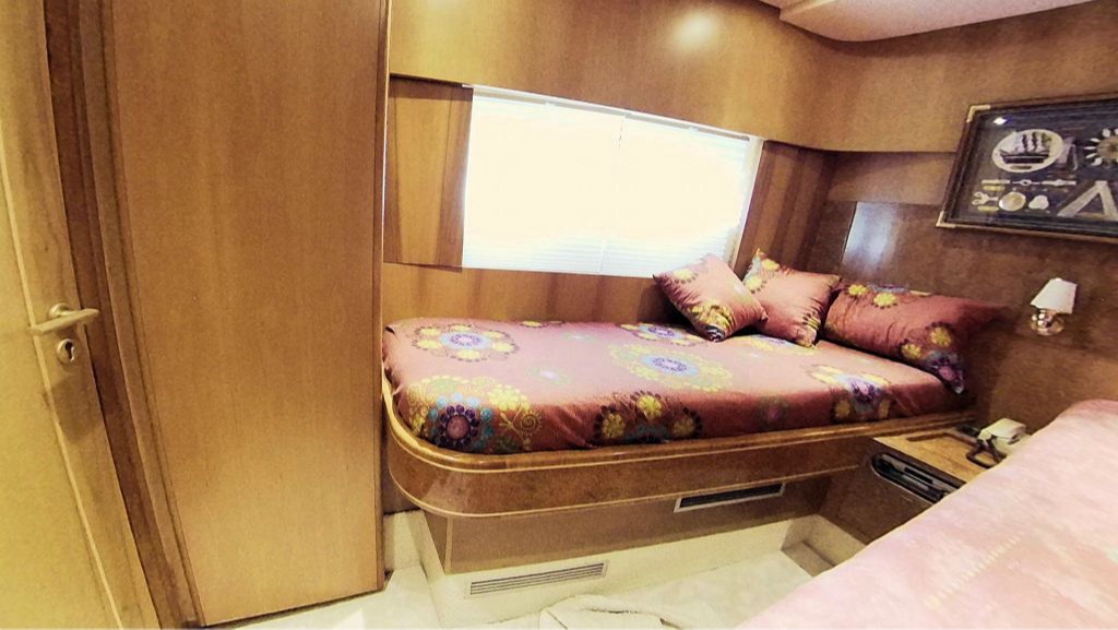 Sanlorenzo guest cabin 3