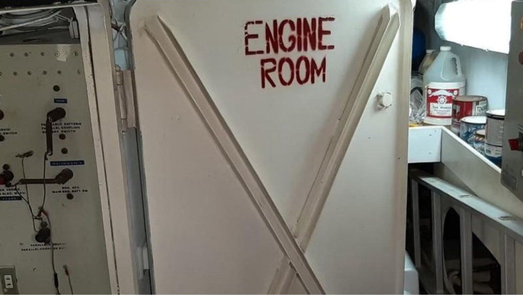 Sanlorenzo engine room 1